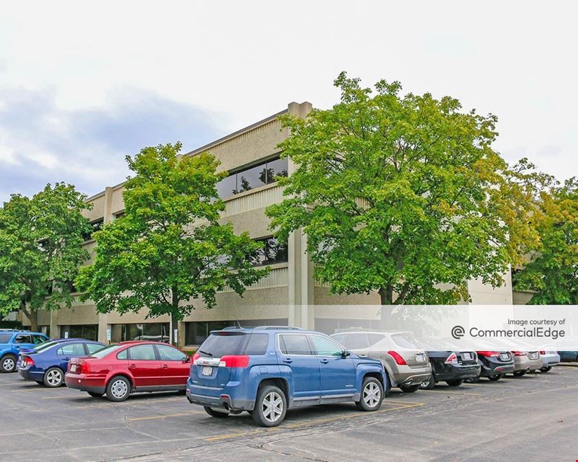 Servicer Sale: Milwaukee MSA Office | Executive Center IV