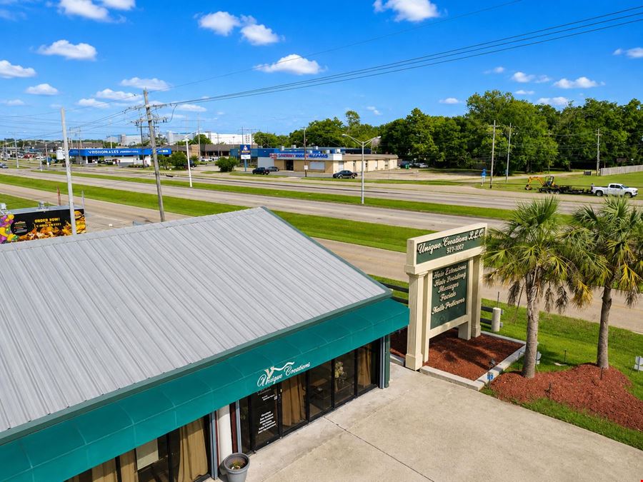 Multi-Tenant Retail/Strip-Center Opportunity with Room for Expansion