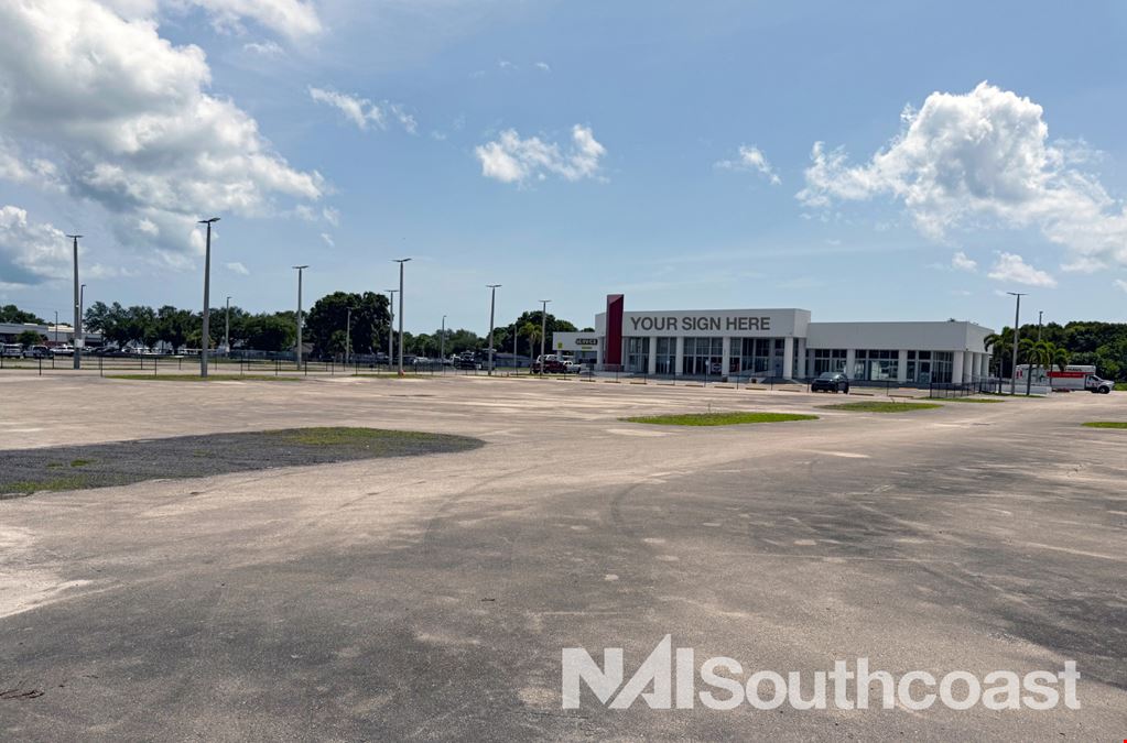 ±20,505 SF Dealership/Service Opportunity