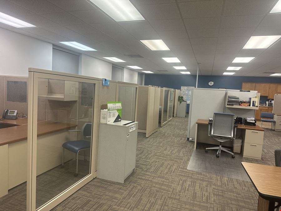 Bayou Corporate Center, Suite 100 - 2,524 RSF Available