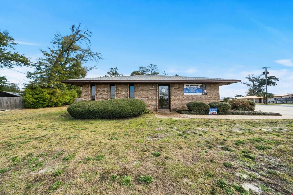 2,180 SF Freestanding Commercial Office Building On 1/2 Acre -  Hwy 389, Lynn Haven