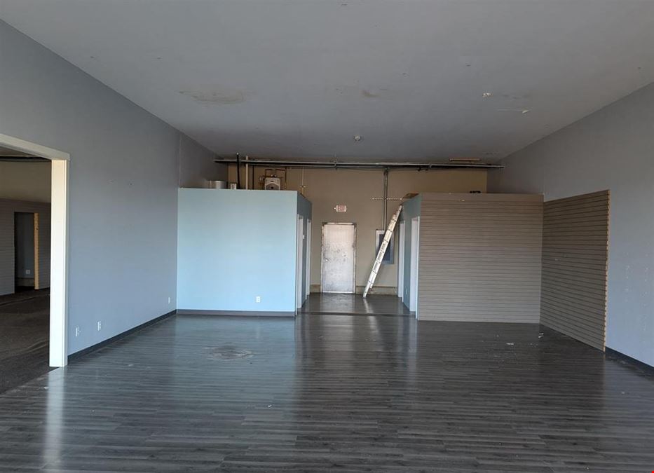 216 N Main St