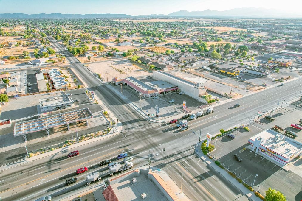Cottonwood Plaza