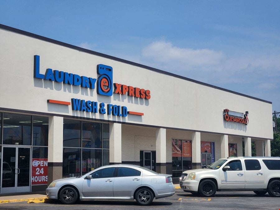 Lone Oak Shopping Center