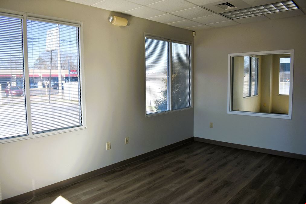141 Mendel Pkwy. - 1,657 SF Office near Atlanta Hwy.