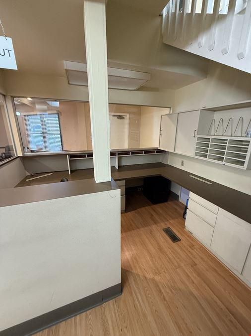 120 Madison Avenue Unit B