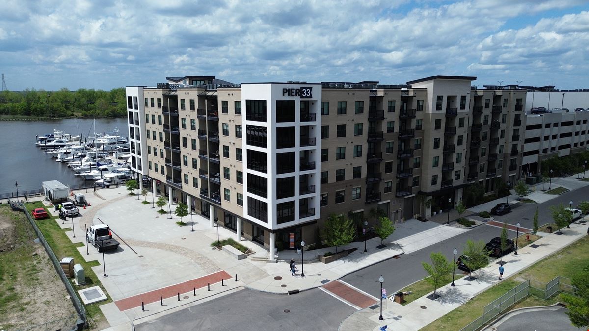 Premier Pier 33 Waterfront District - Downtown Wilmington, NC