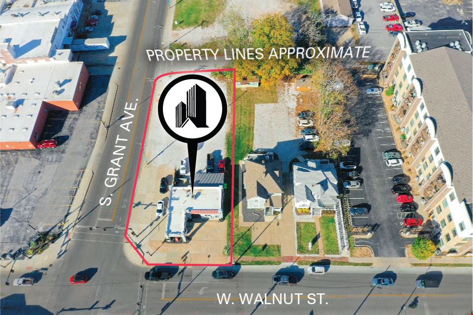 1,096 SF Retail Building For Sale GAP A on Grant & Walnut