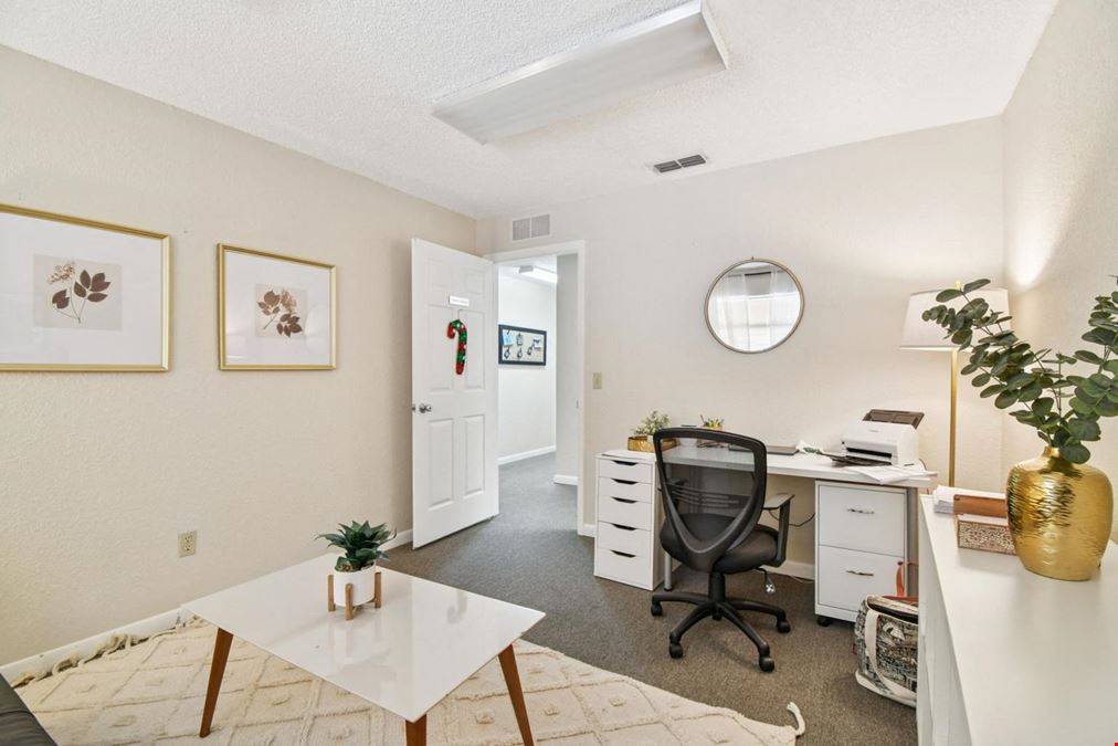 108 4th Ave S
