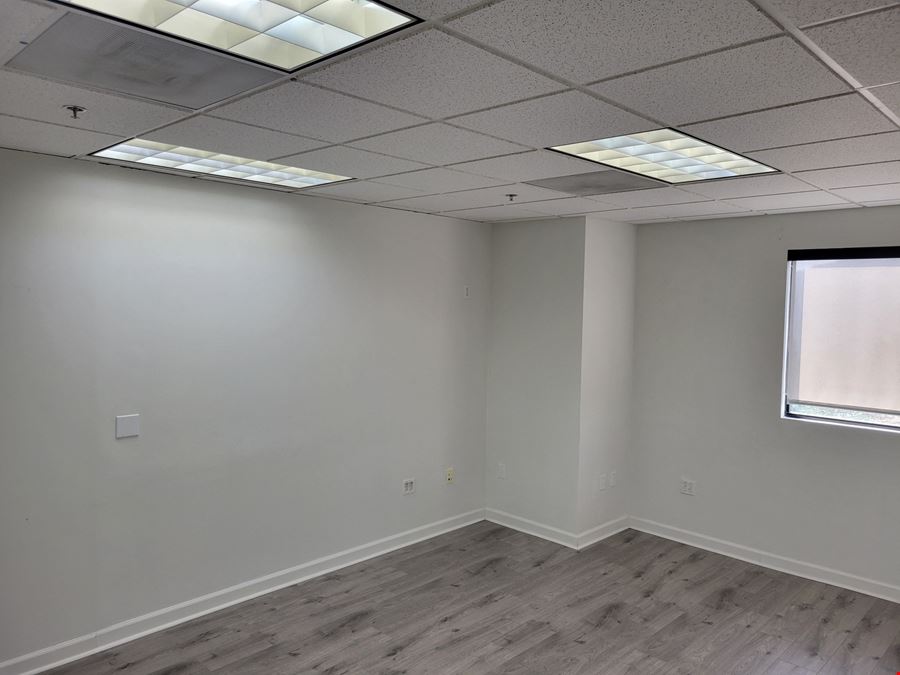 2626 Foothill Boulevard, Suite 208