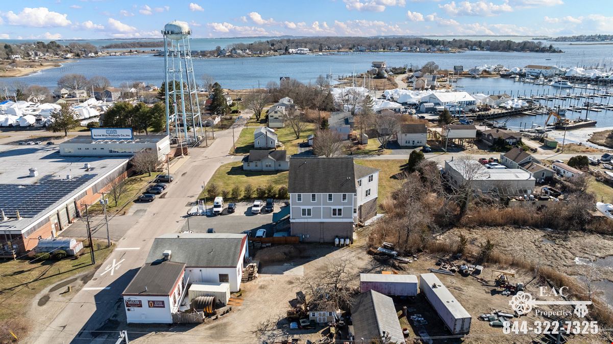 4 Broadway Avenue Groton CT 