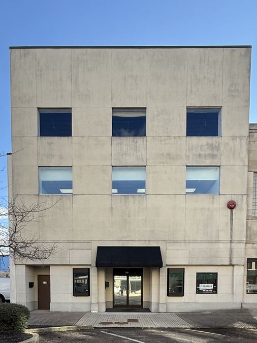 210 E Lafayette St