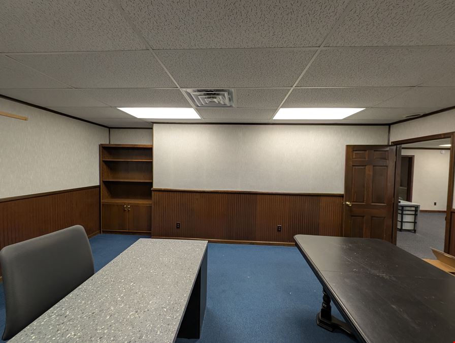 1605 W Candletree Dr Suite 107