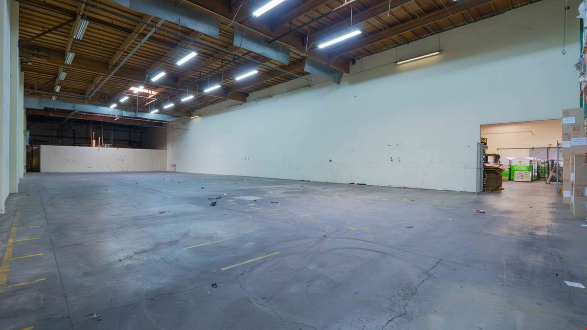 La Palma Distribution Center