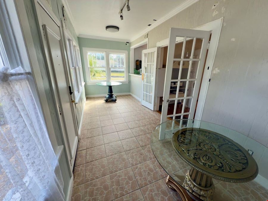 824 E La Rua Street, Pensacola, FL 32501