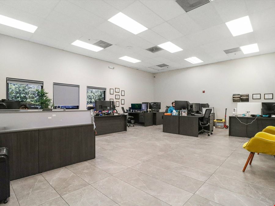 Dania Distribution Center