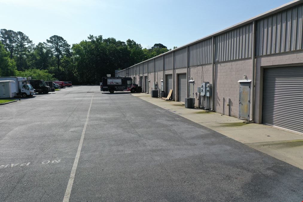 Pooler Plaza