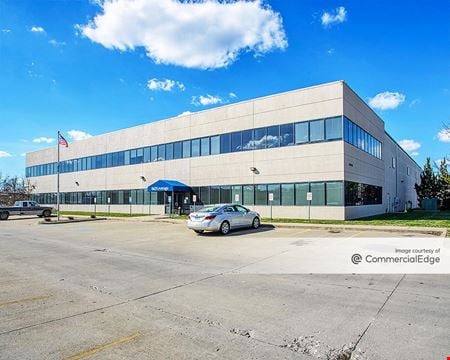 Preview of Industrial space for Rent at 1008 SE Browning Avenue