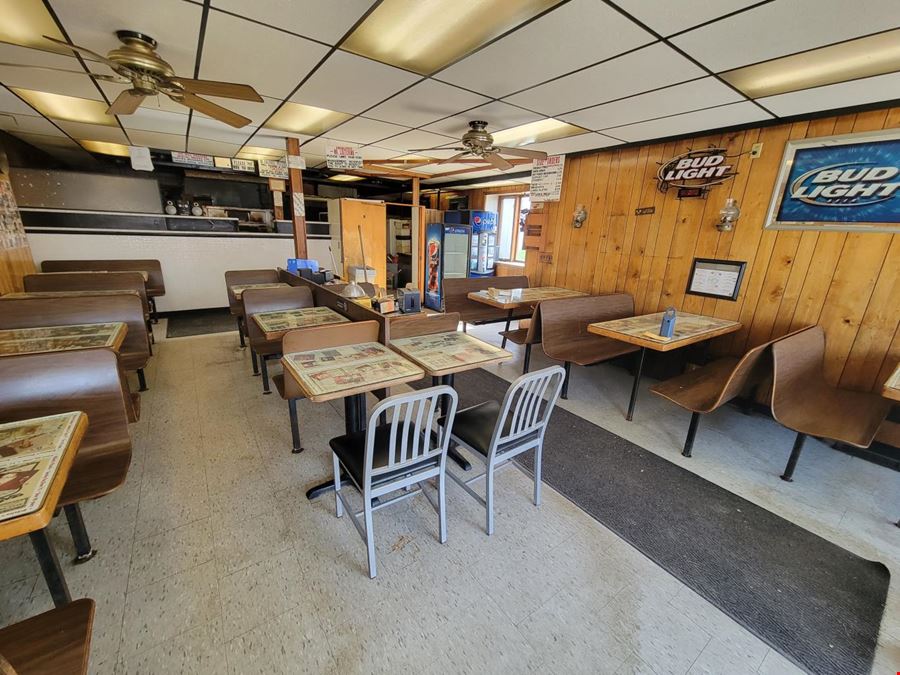 1st Fl Retail/Restaurant 2nd Fl Owner Unit