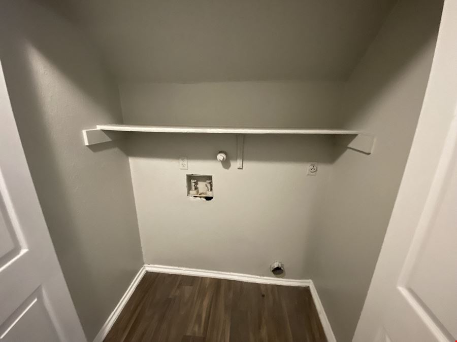 7518 Oak Chase