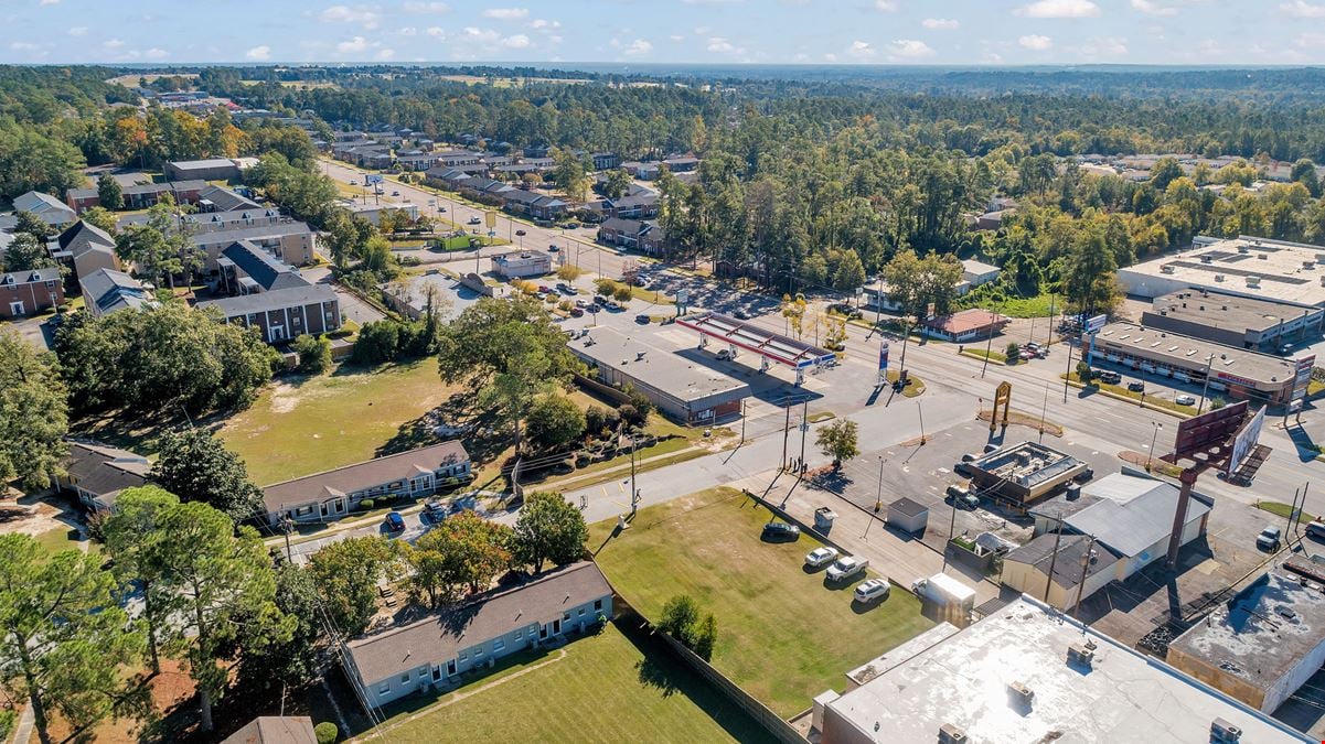 2300 SF | Retail | Full Motion Corner
