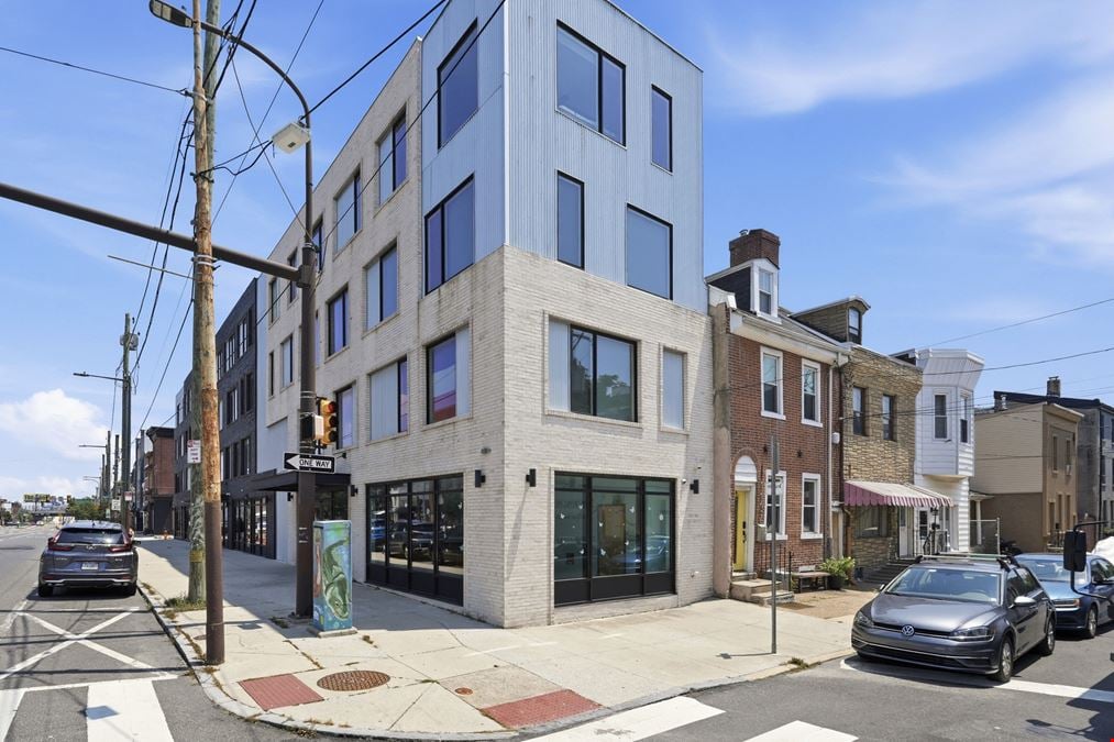 512-18 E Girard Ave