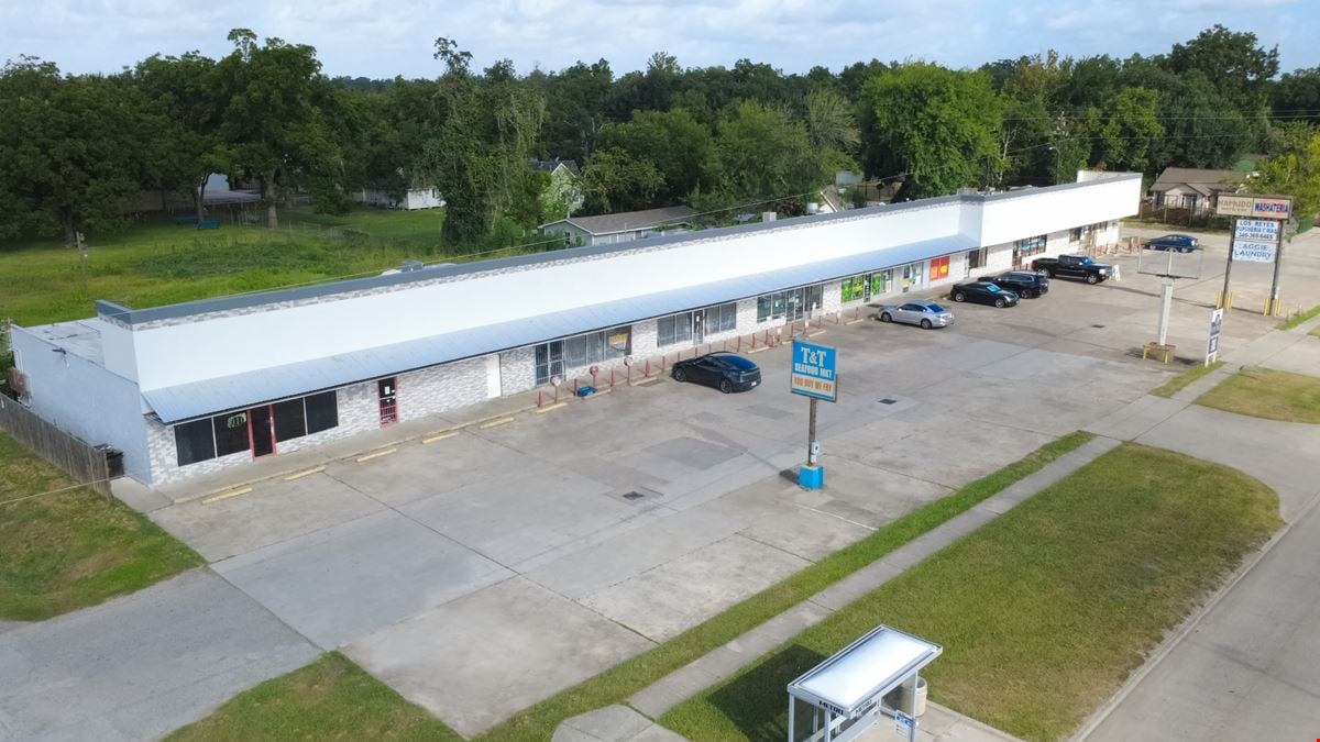 N Shepherd Shopping Center