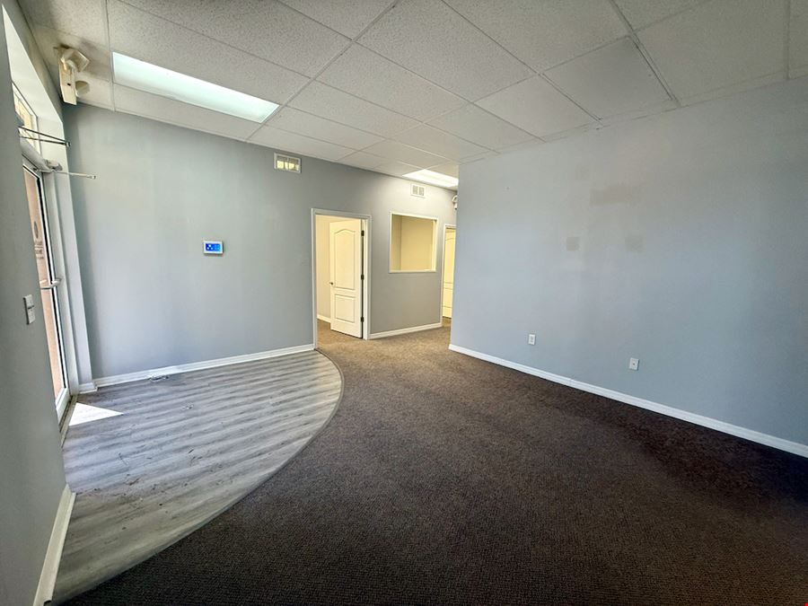 1040 E Brandon Blvd