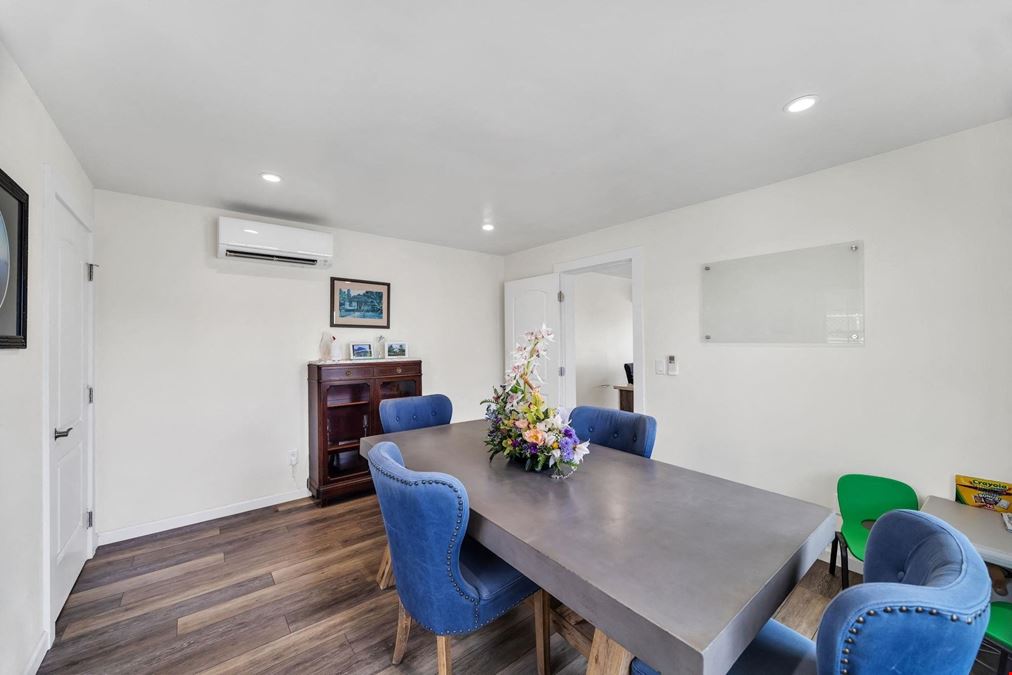 Wailuku Gem: Prime Office Space w/ Expansion Potential