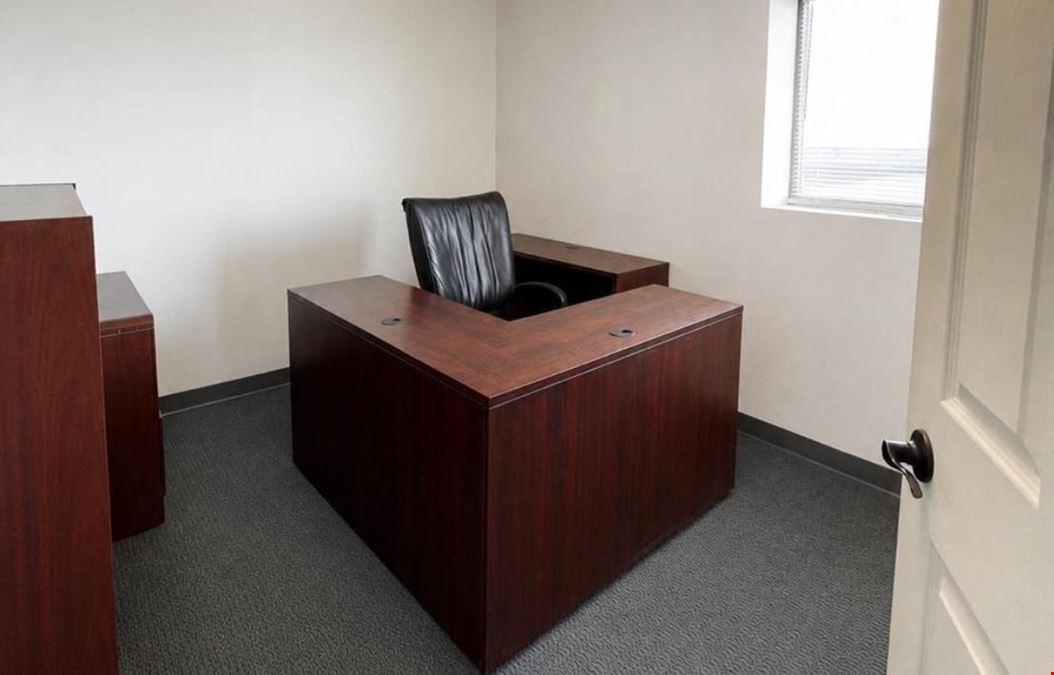 14,100± SF Industrial Investment on 4.98± AC