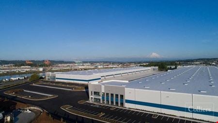 Preview of Industrial space for Rent at 927 E 11th St