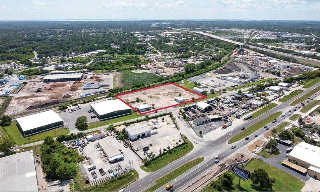 8008 Apopka Blvd