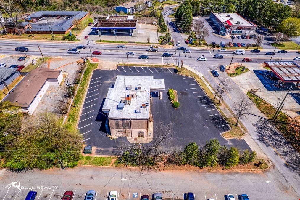 Freestanding Retail Building on Candler Road | ± 6,000 SF