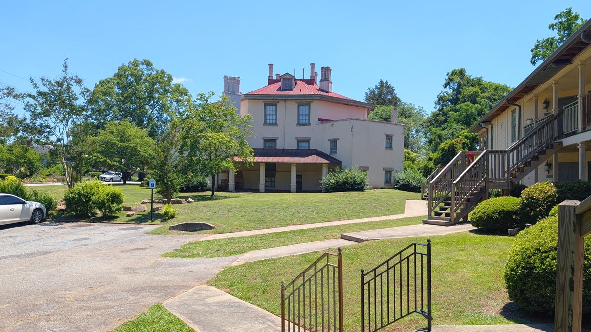Octagon House