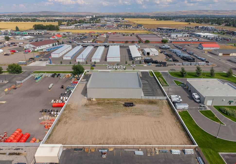 Sherry Industrial with Yard