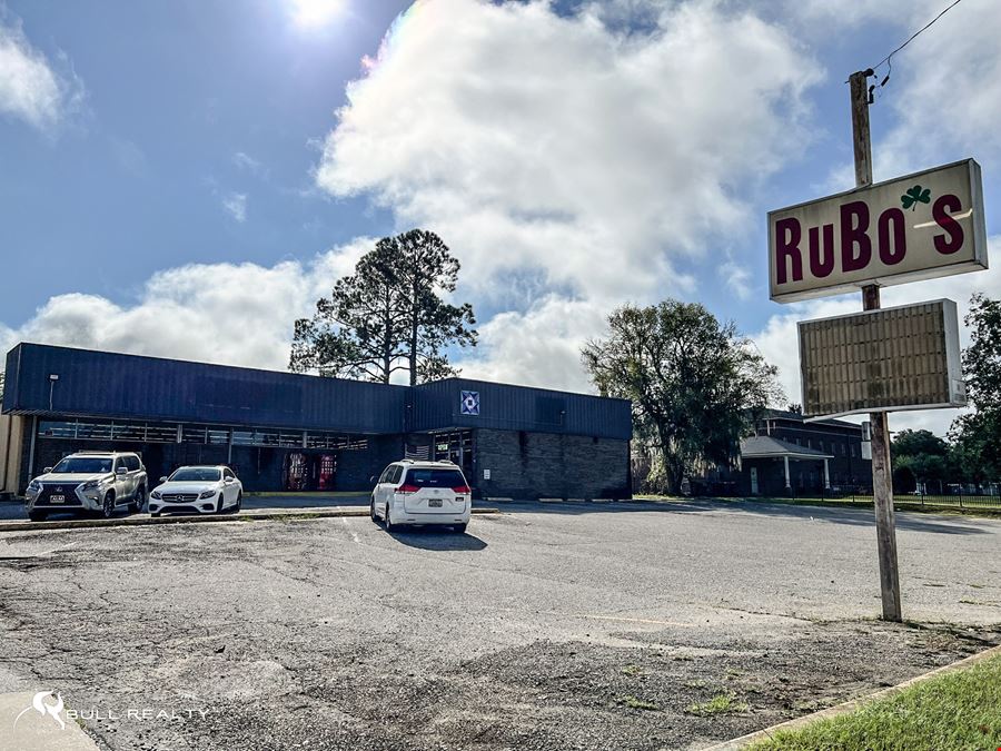 Retail Investment Opportunity | 8.4% Cap Rate