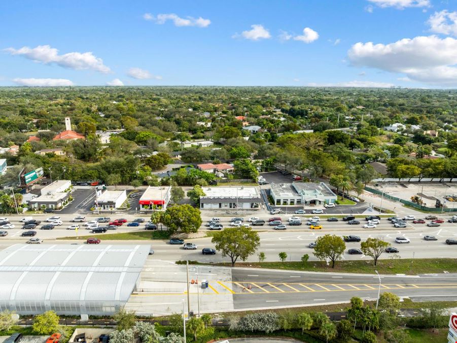Pinecrest Shops