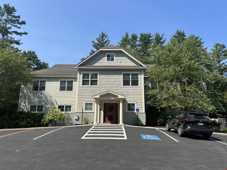 16 Northbrook Dr