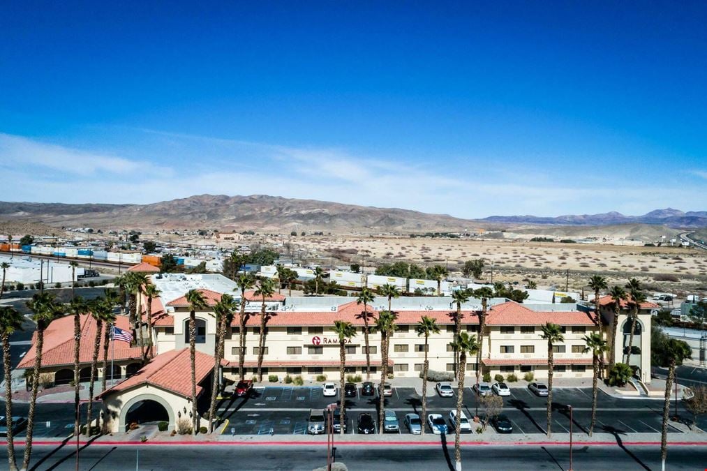 Ramada by Wyndham Barstow