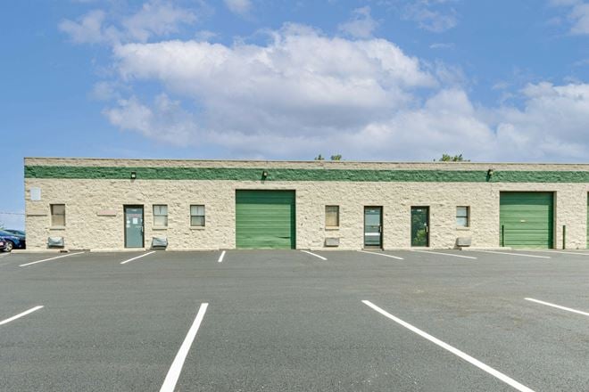 Preview of Industrial space for Rent at 1100-1126 Gahanna Parkway