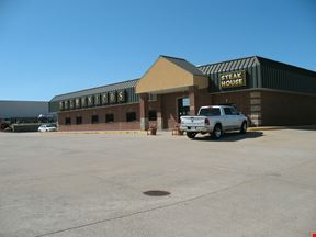 8,970 SF Commercial Building