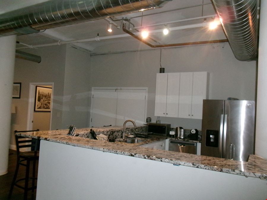 404 S Wells