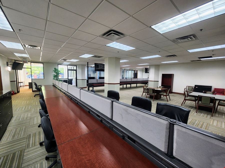 The Moser Building |  Printer's Row | Move-In Ready Office Space
