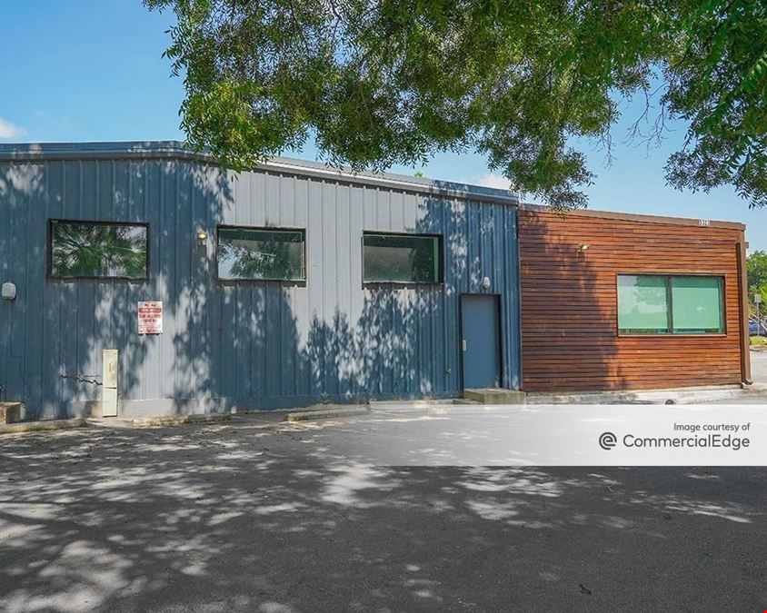 5323 Levander Loop