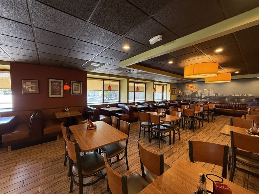 Blue Heron/I-95 2nd Generation Restaurant & Billboard
