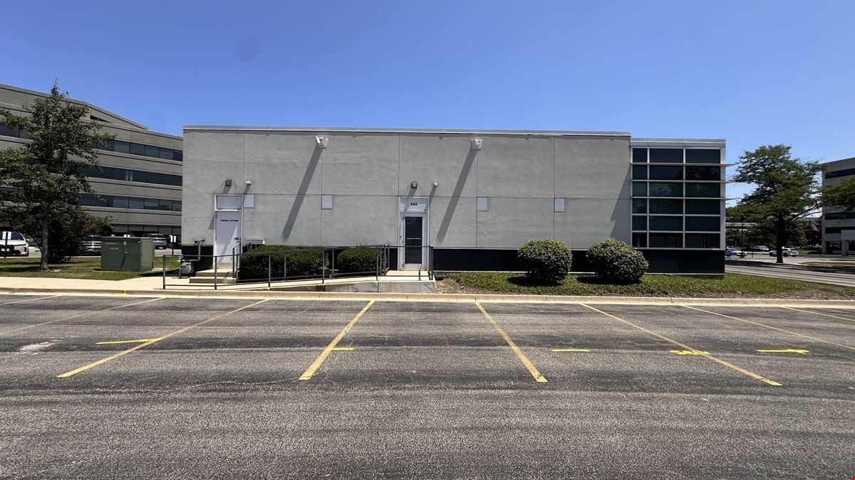 444 Skokie Boulevard