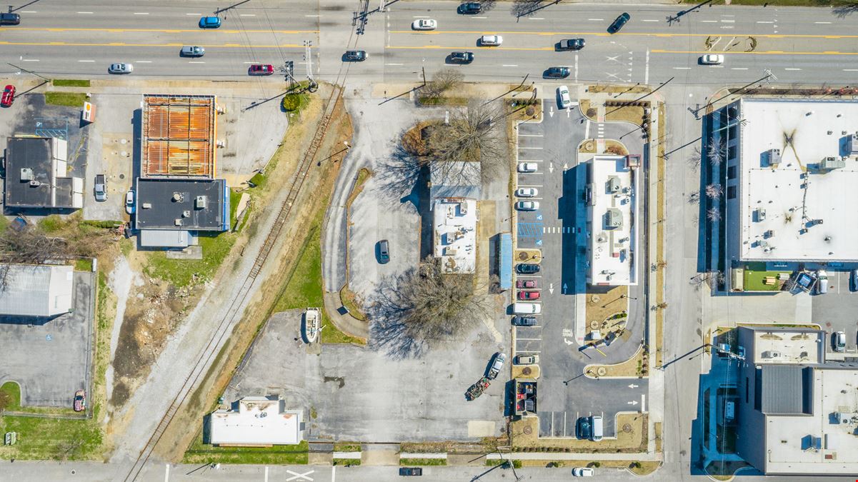 Former Mike's BBQ