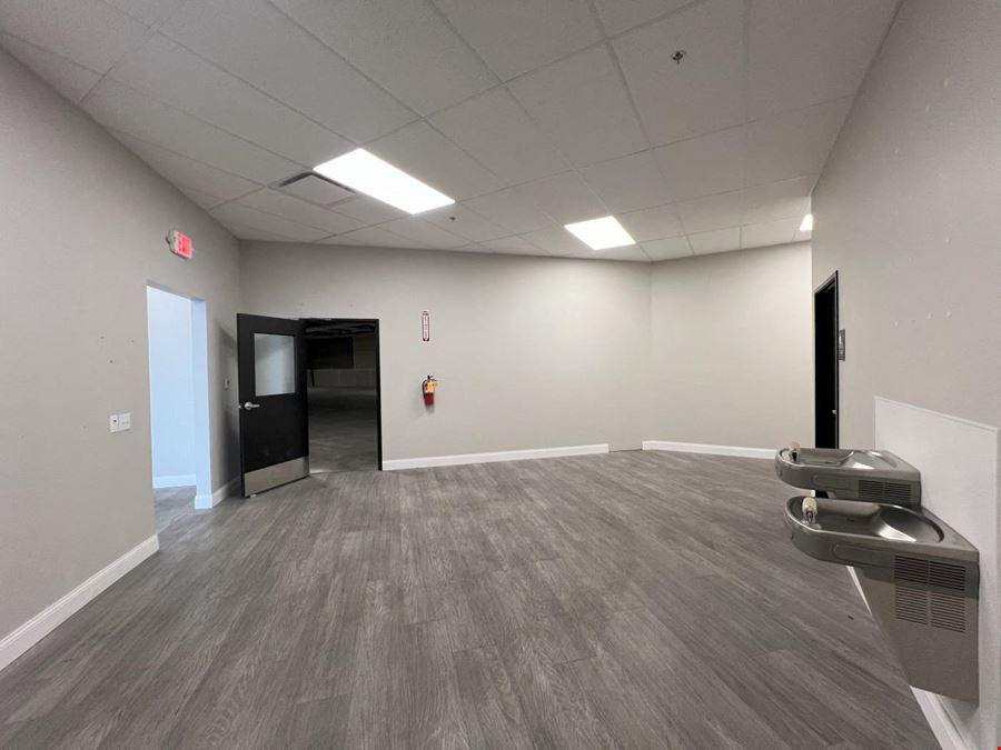 Retail Suite at Haines Station Shopping Center