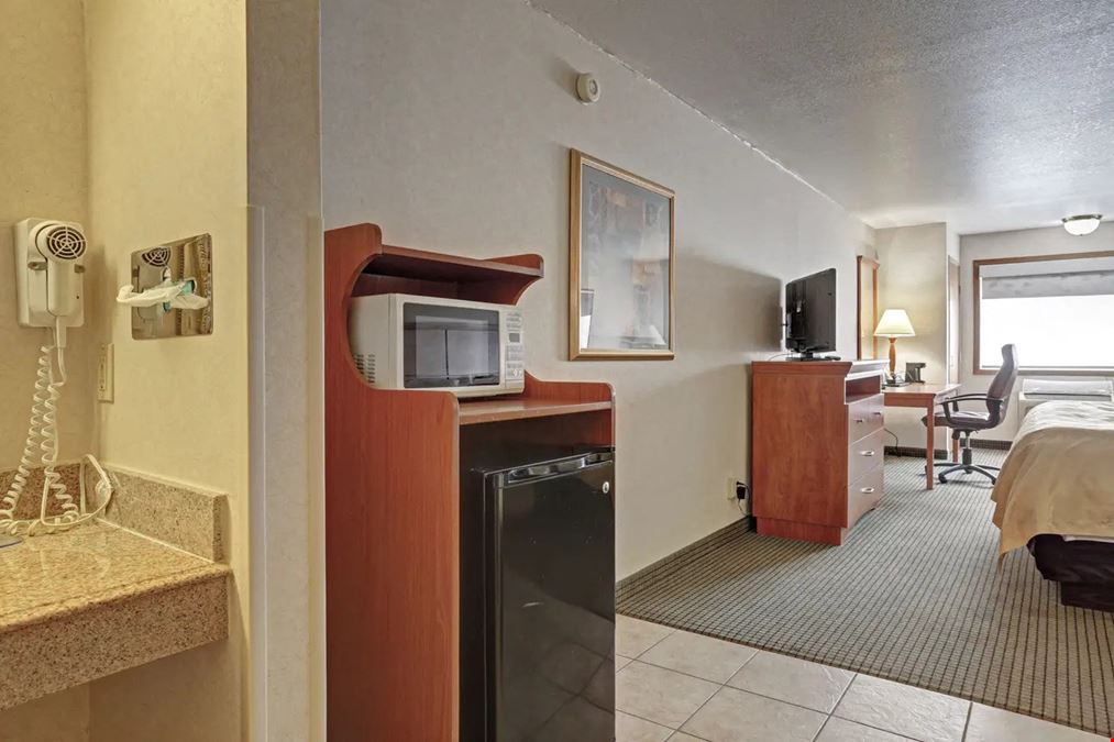 Quality Inn  Pierre