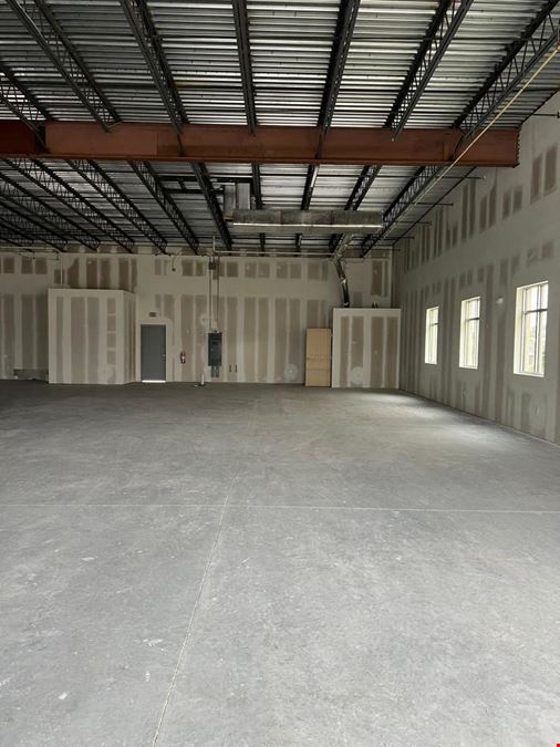 Berry Plaza US Highway 27 Davenport, Fl 33897